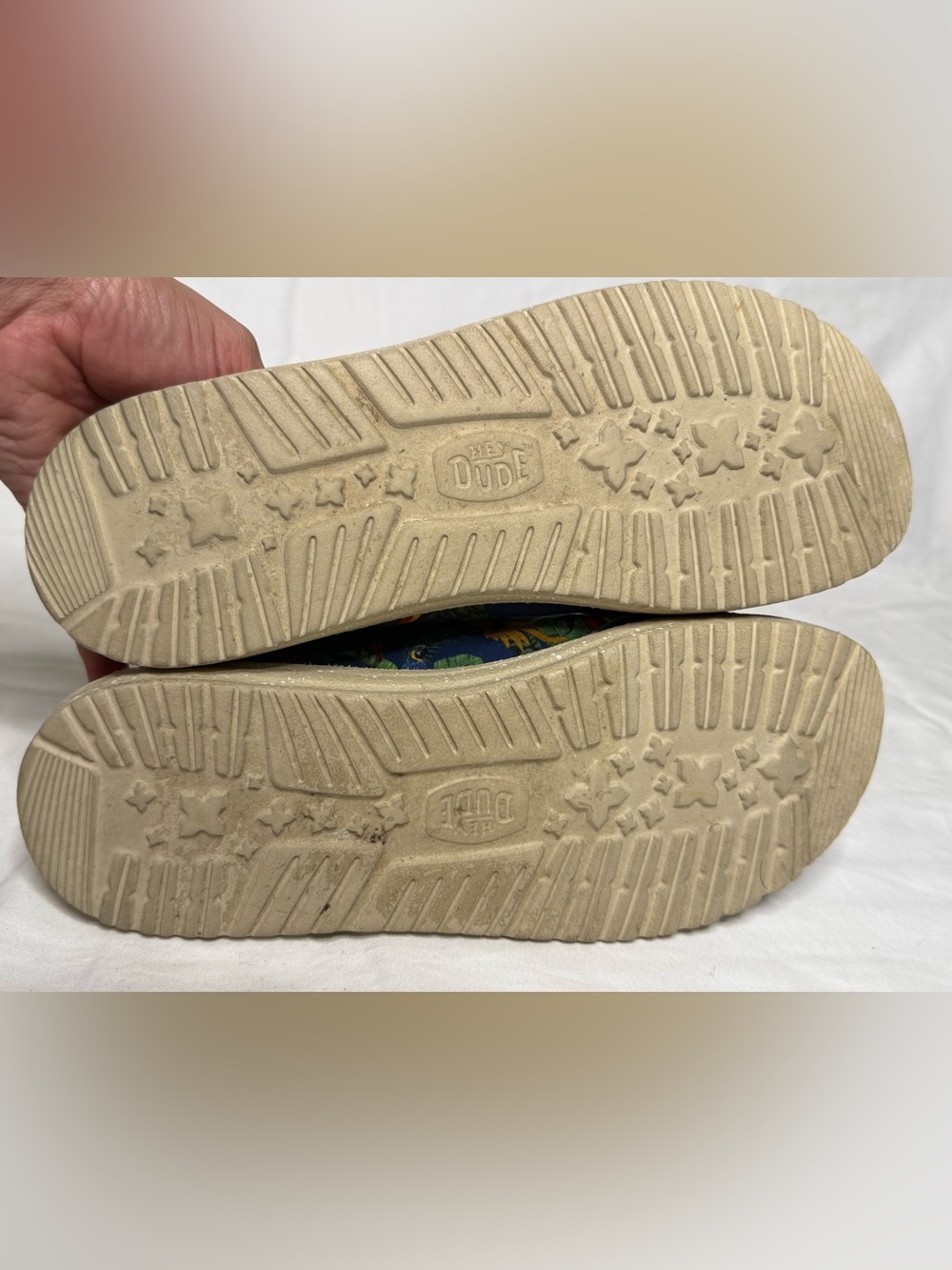 Hey Dude Wendy Margaritaville Women’s 8 Tropical Parrot Shoes Multi - Picture 3 of 7